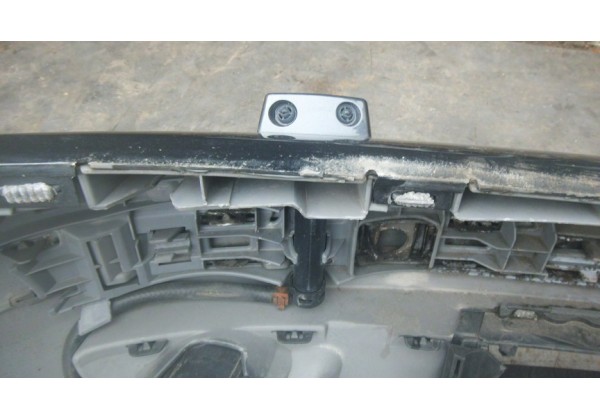 Бампер передній Renault Laguna II, 2000-2005р, 8200008270